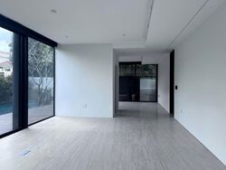 First Avenue (D10), Detached #586124081